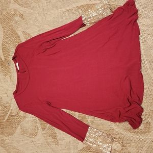 Red Boutique Top with Gold Glitter Size Large